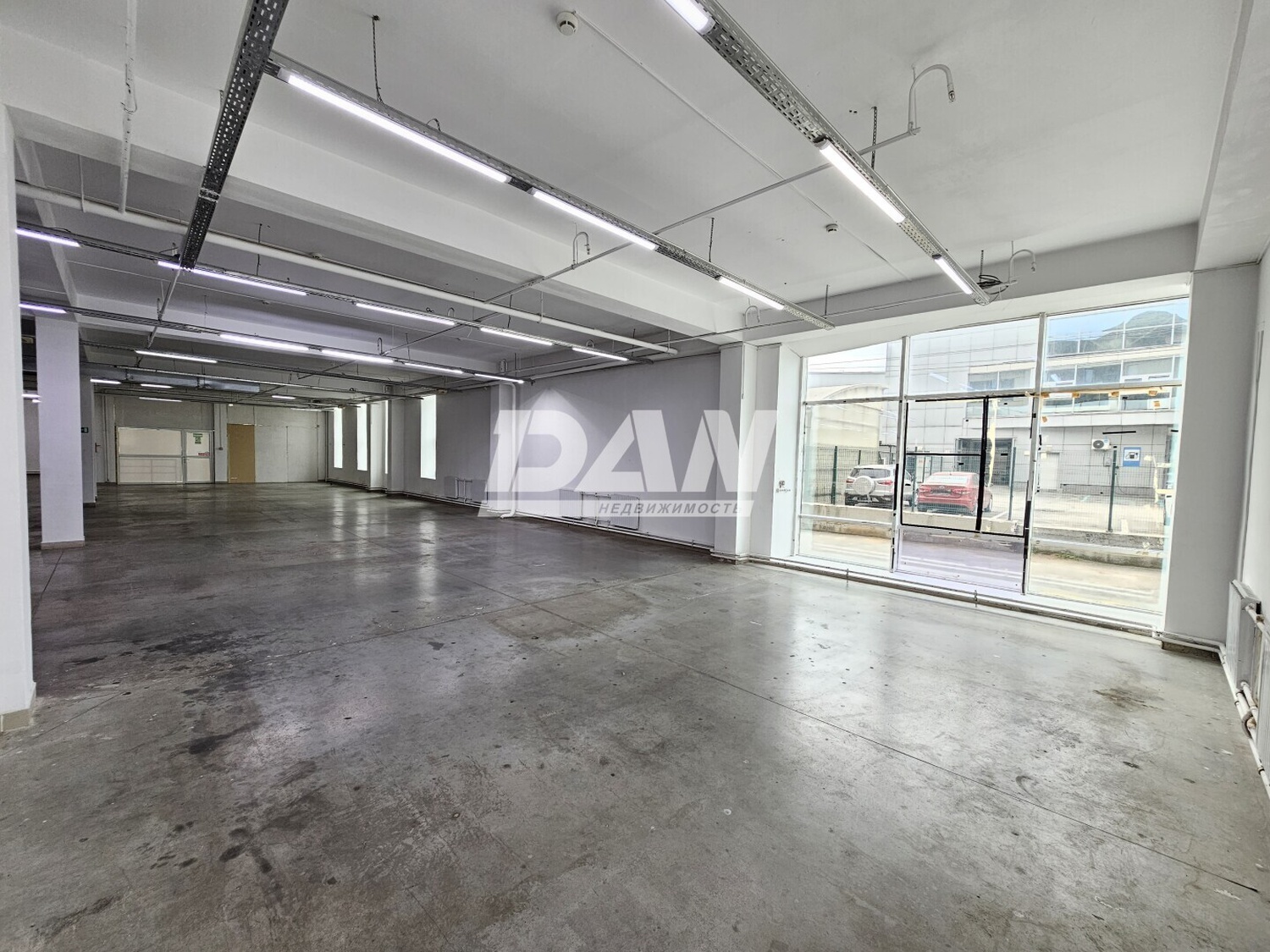 Помещение свободного назначения 401,8 м²