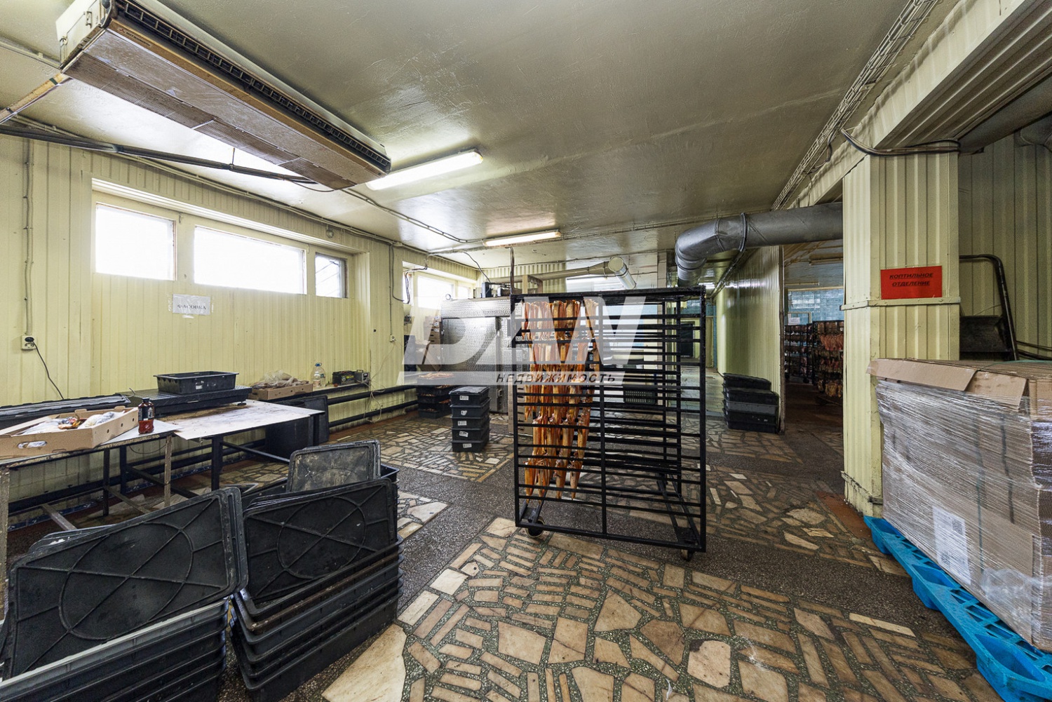 Производственное помещение 2332 м²