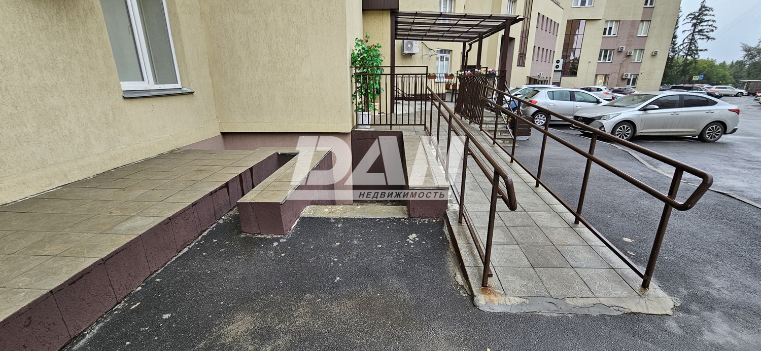 Торговая площадь 96 м²