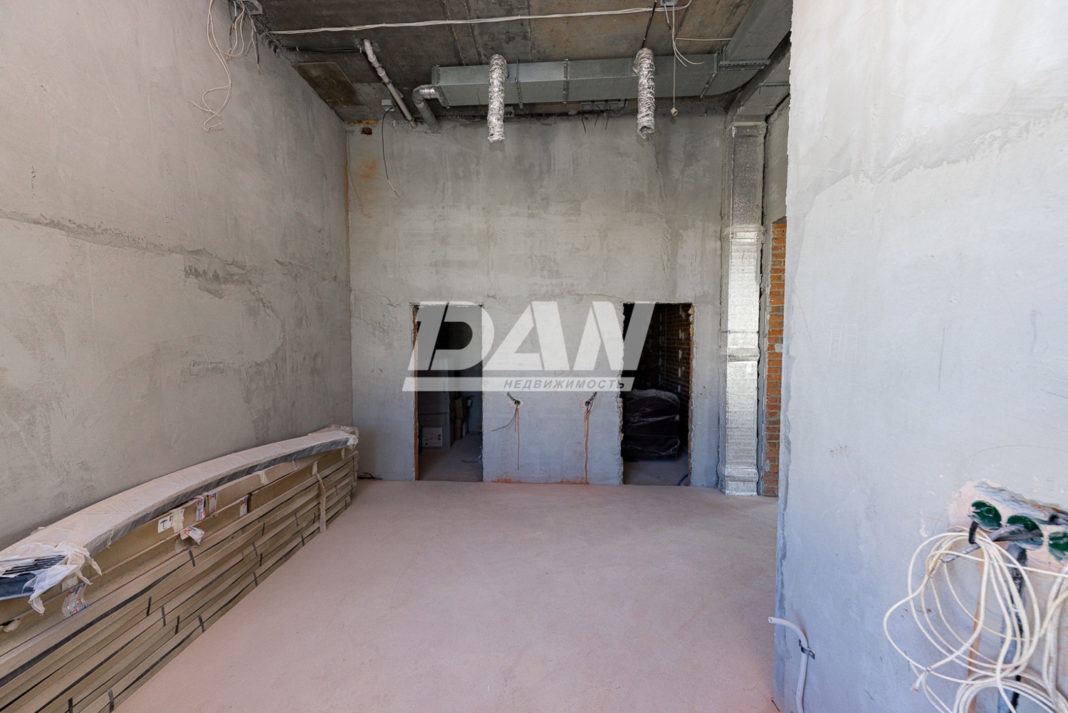 Помещение свободного назначения 1736,3 м²