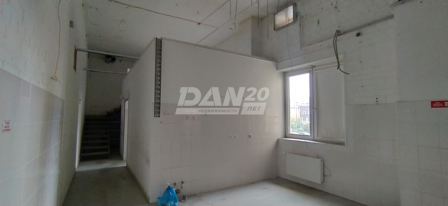 Помещение свободного назначения 347,5 м²
