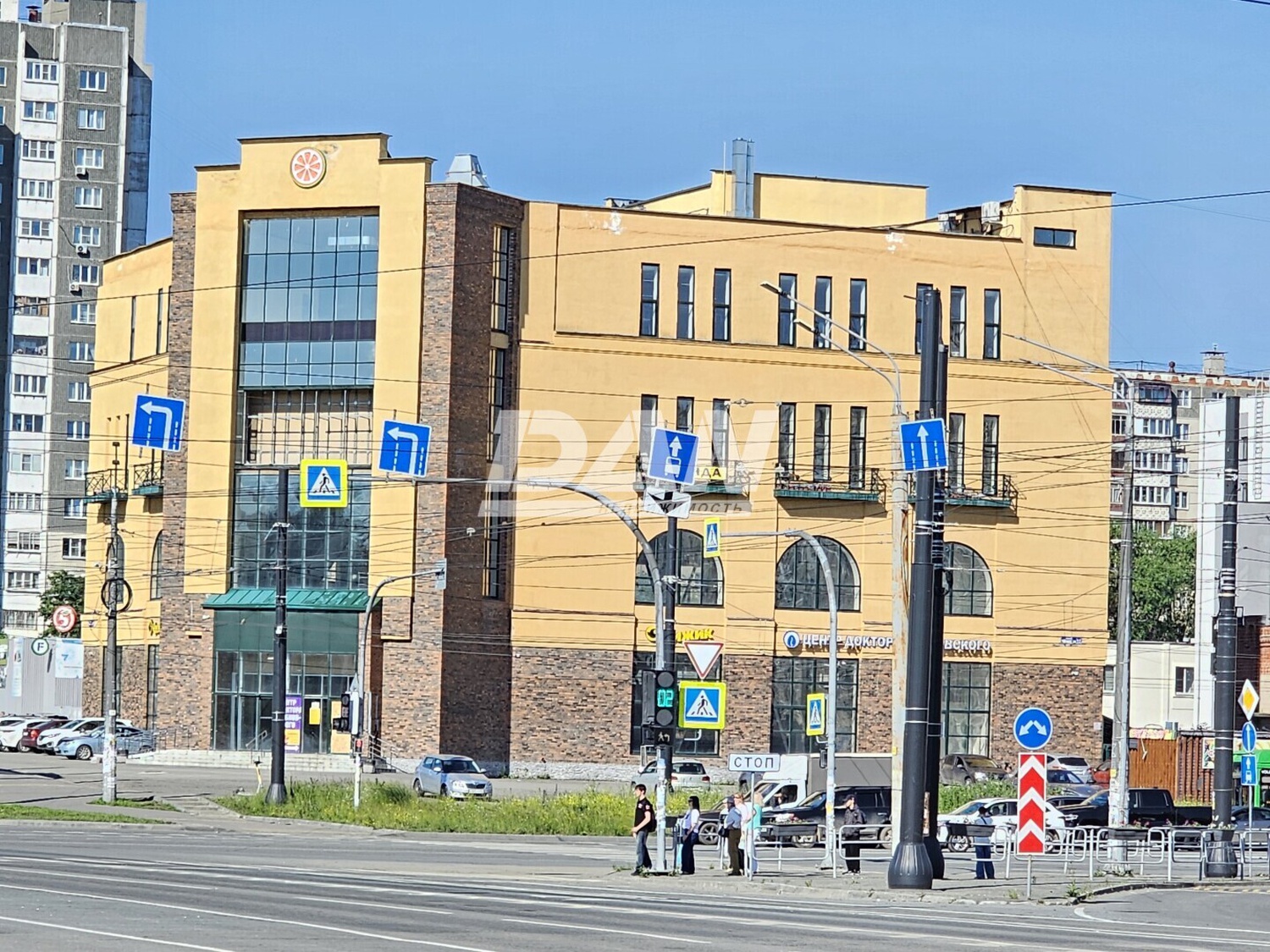 Помещение свободного назначения 350 м²