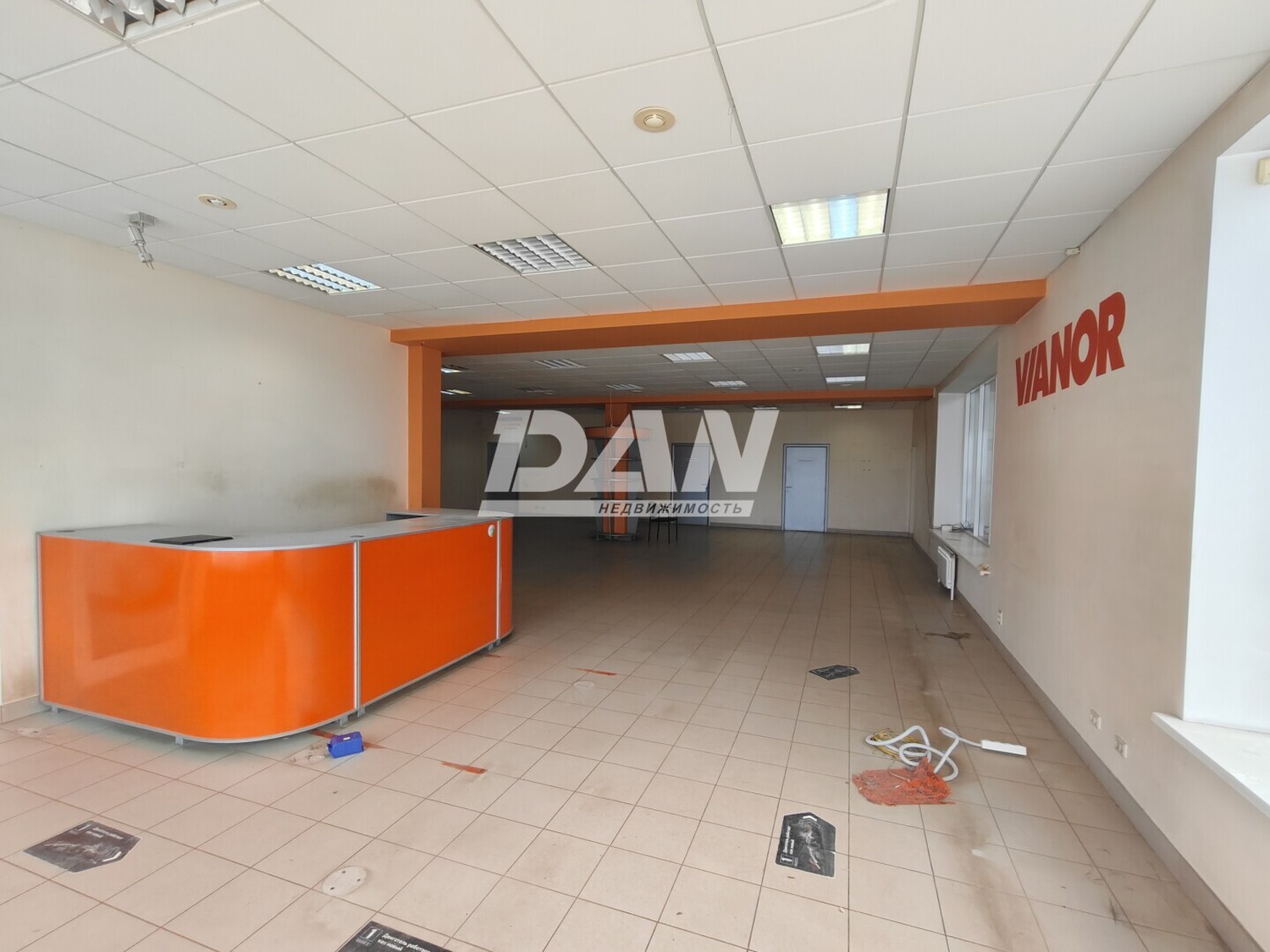 Помещение свободного назначения 339 м²