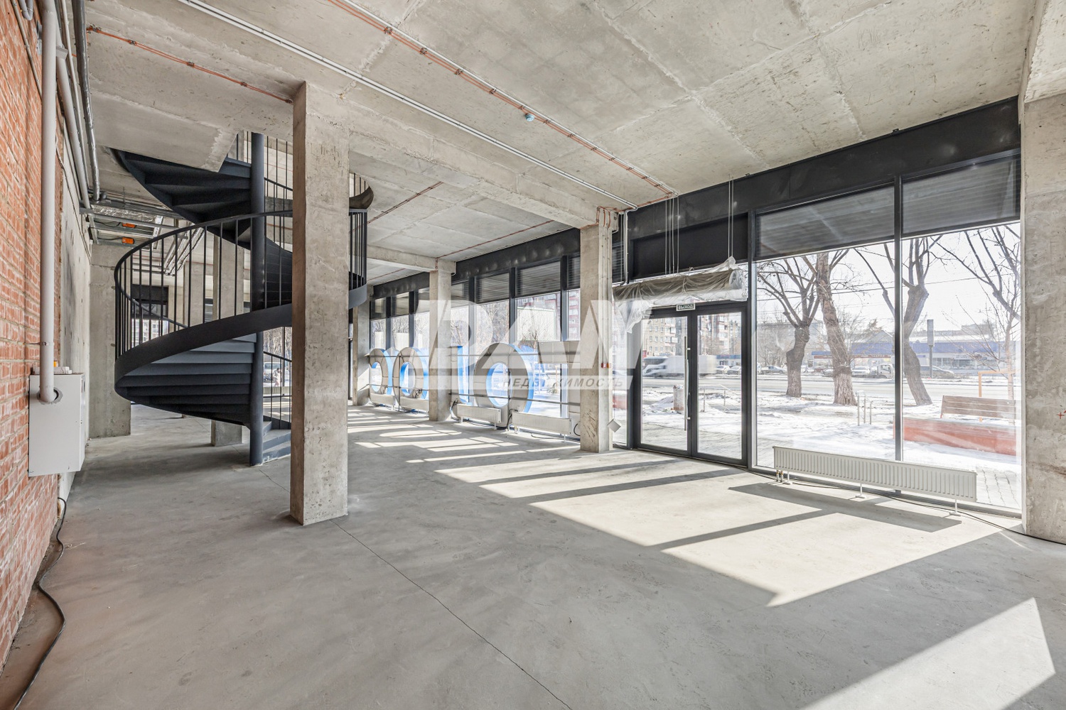 Торговая площадь 459,6 м²