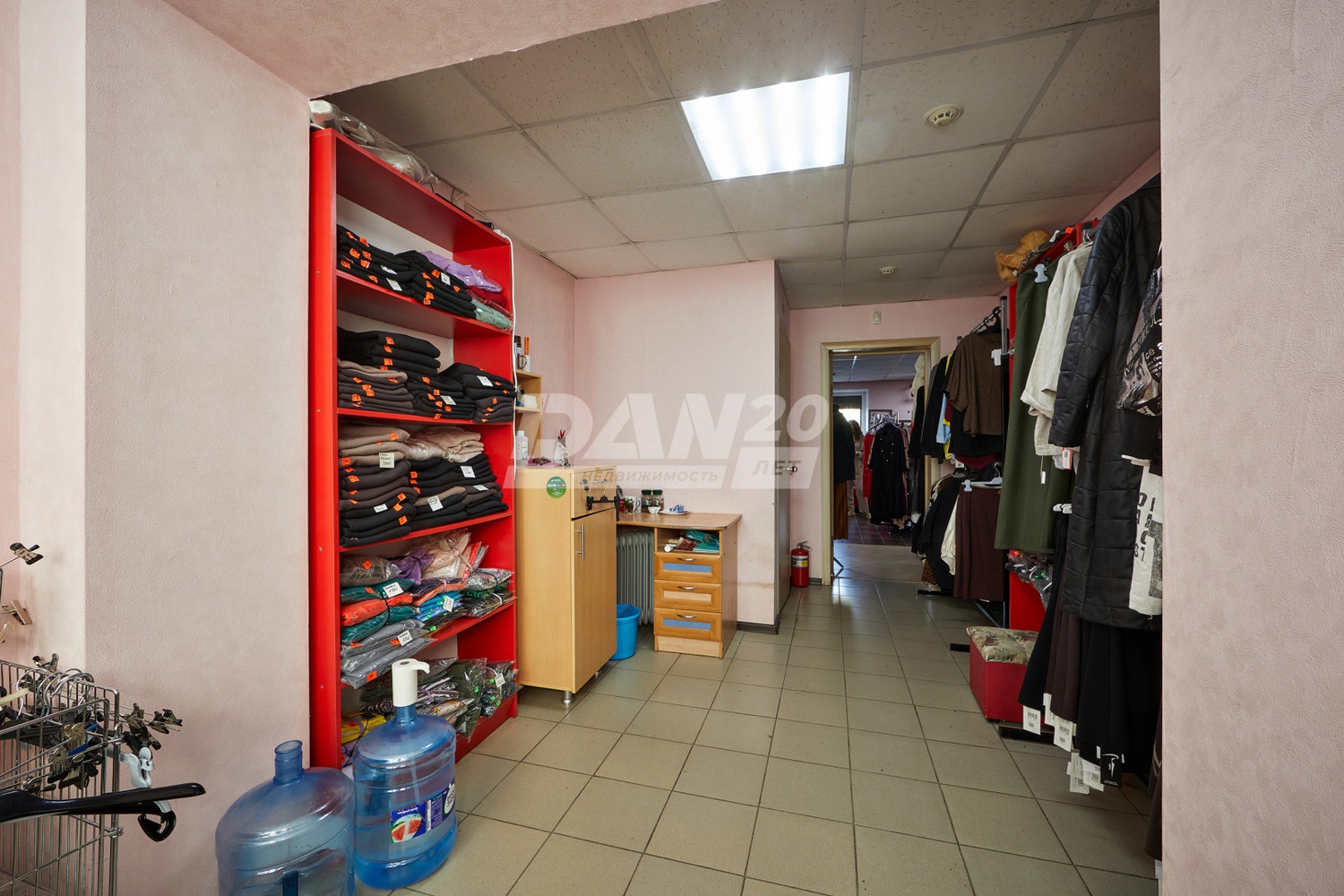 Торговая площадь 72,7 м²