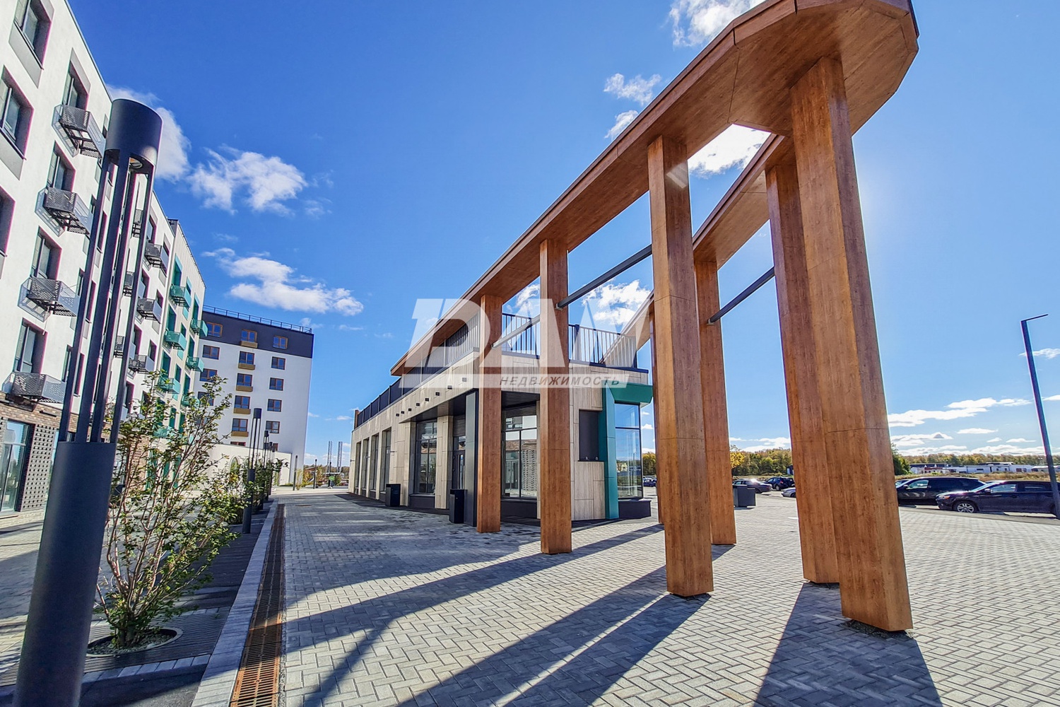 Торговая площадь 599,7 м²