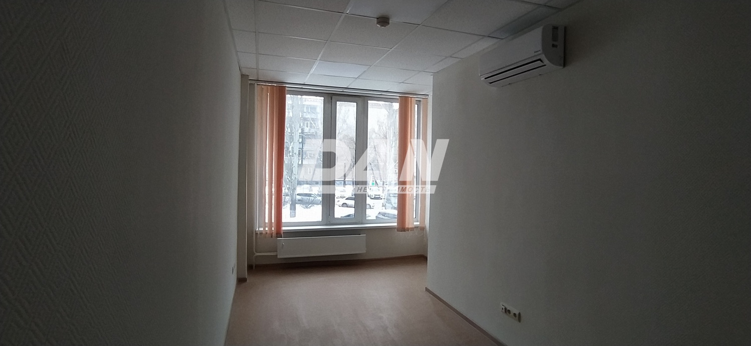 Помещение свободного назначения 15,9 м²