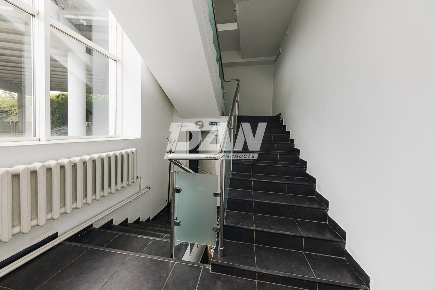 Торговое помещение 1625 м²