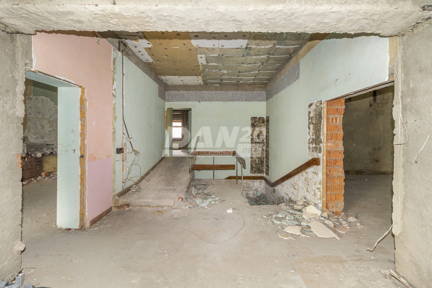 Помещение свободного назначения 520 м²