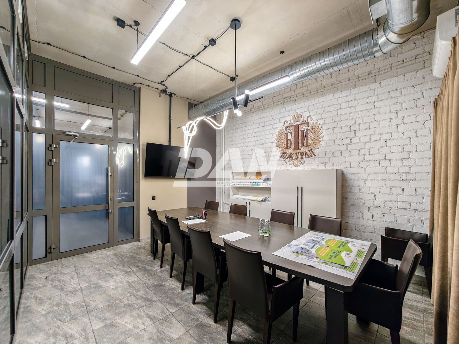 Помещение свободного назначения 1670 м²