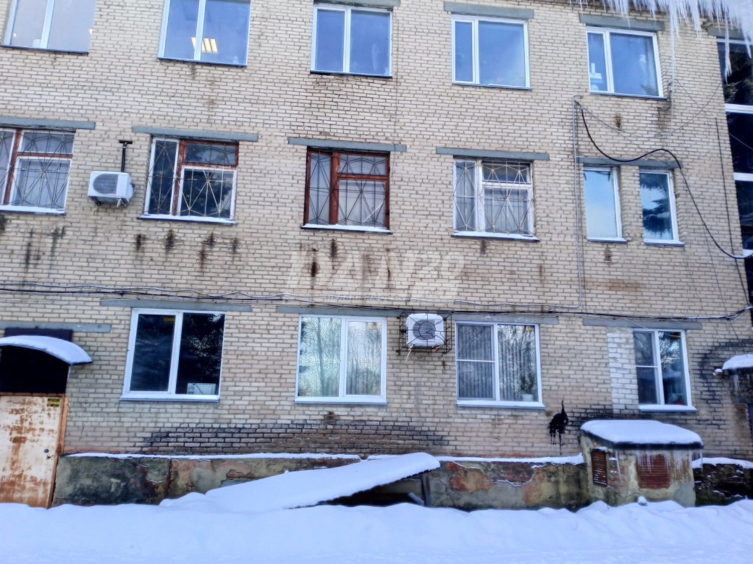 Помещение свободного назначения 132 м²