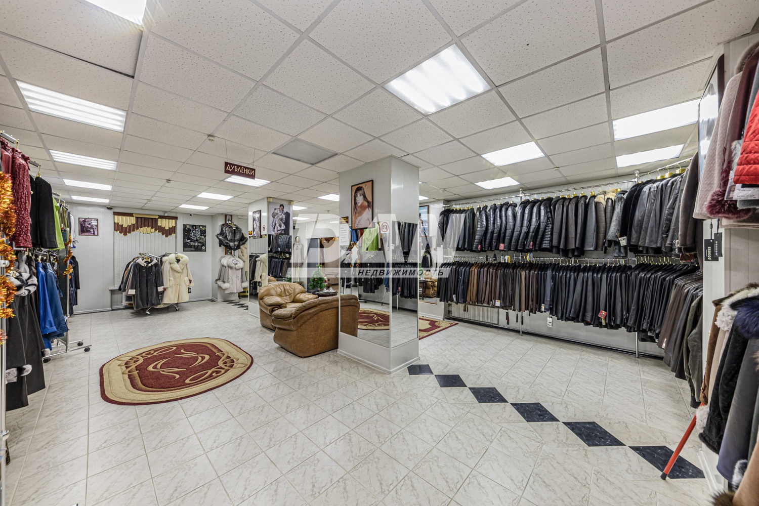 Торговое помещение 232 м²