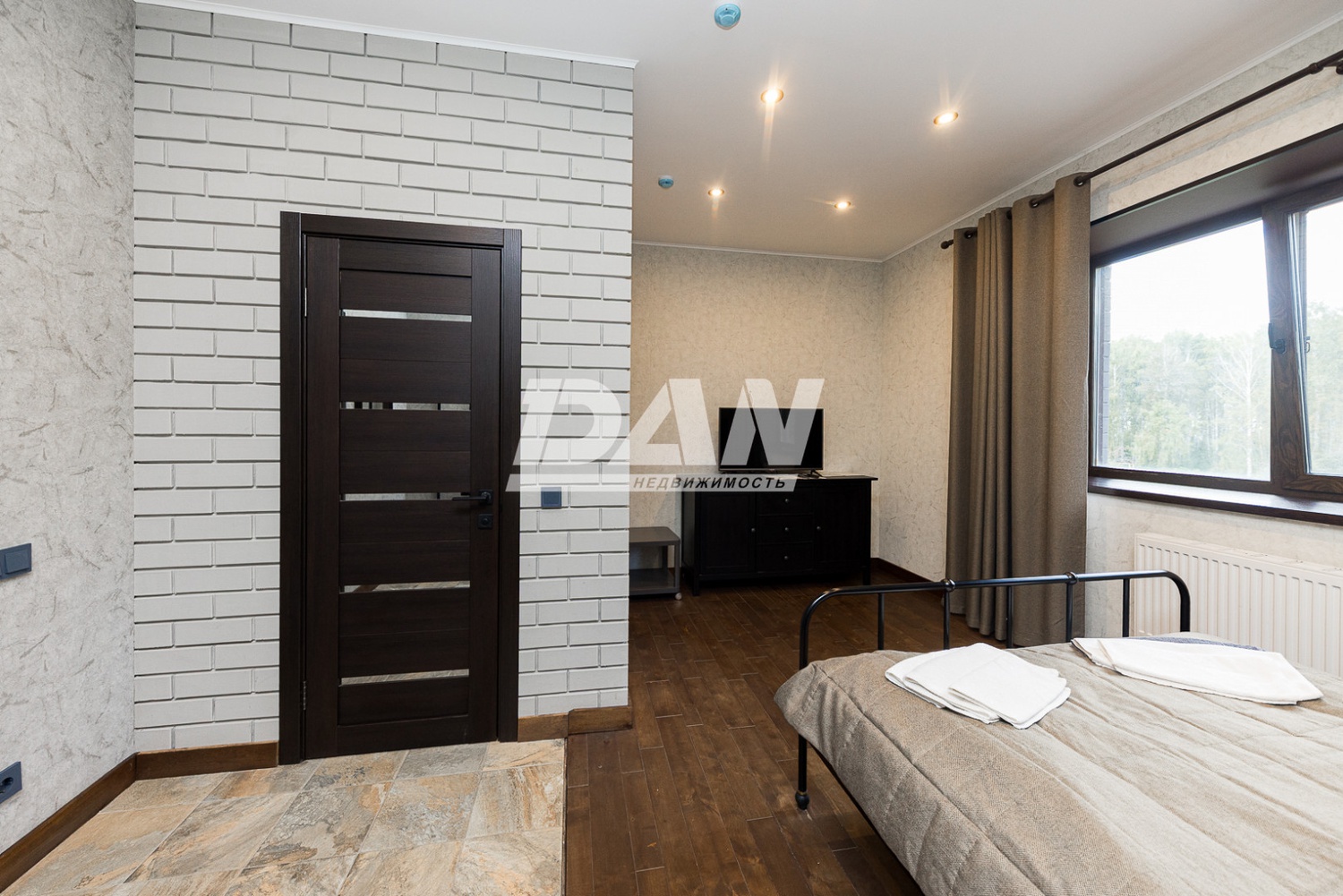 Помещение свободного назначения 573,2 м²