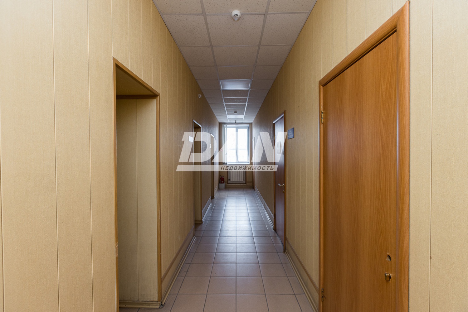 Склад 8500 м²