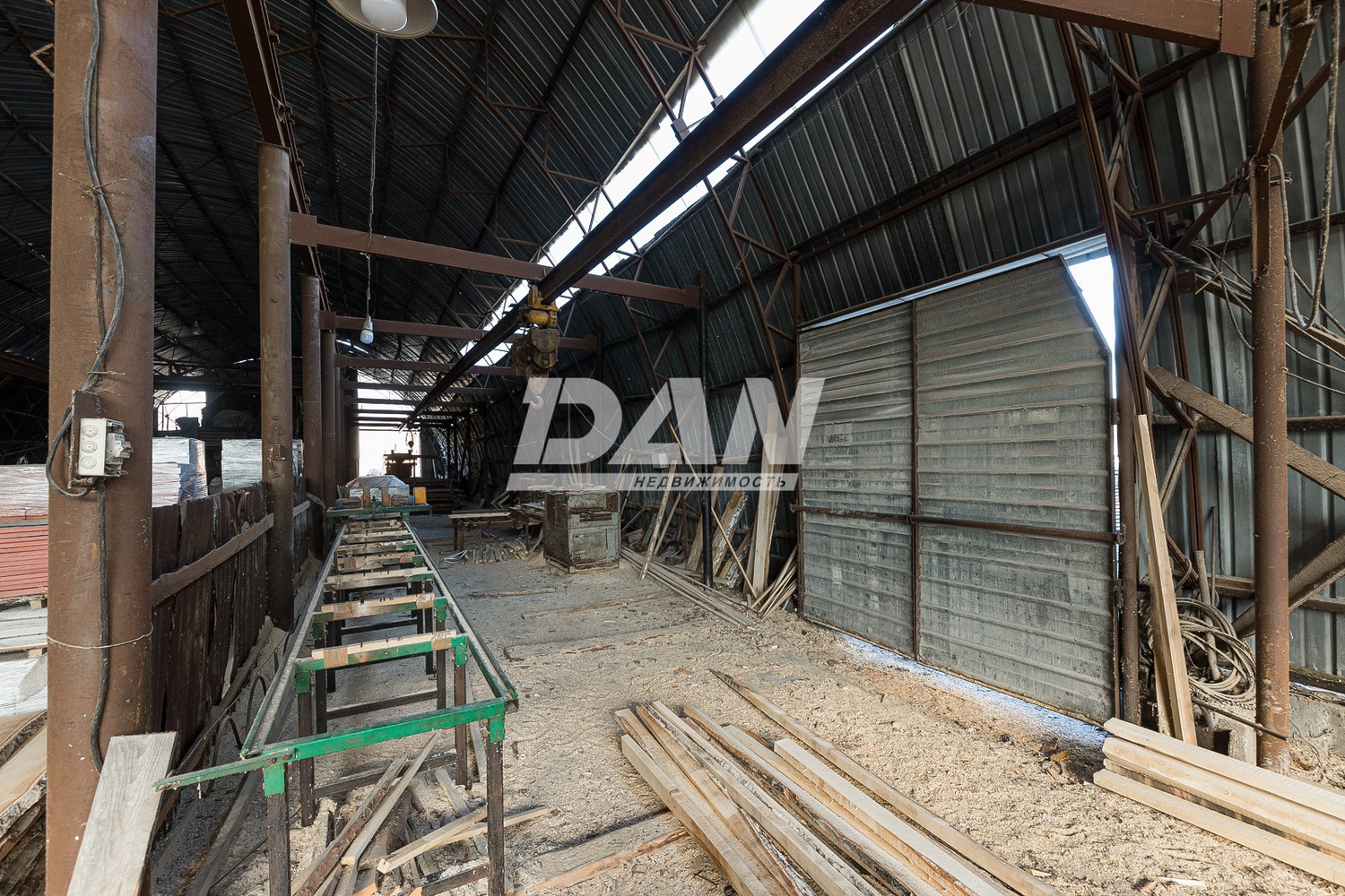 Производственное помещение 1132 м²