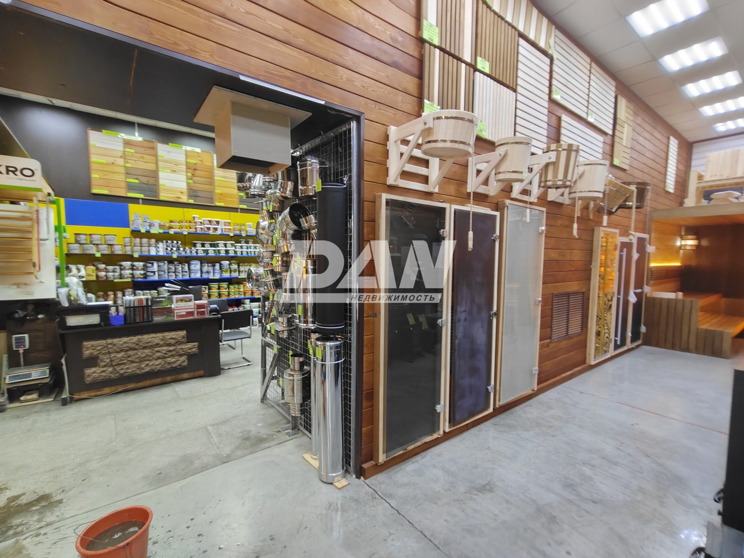 Торговое помещение 176 м²