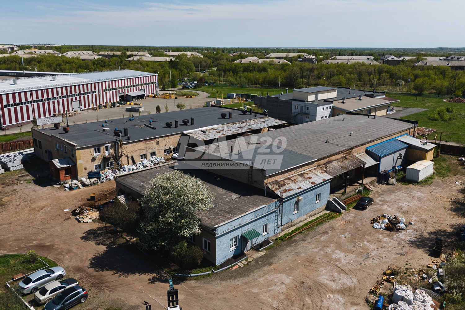 Производственное помещение 1256 м²