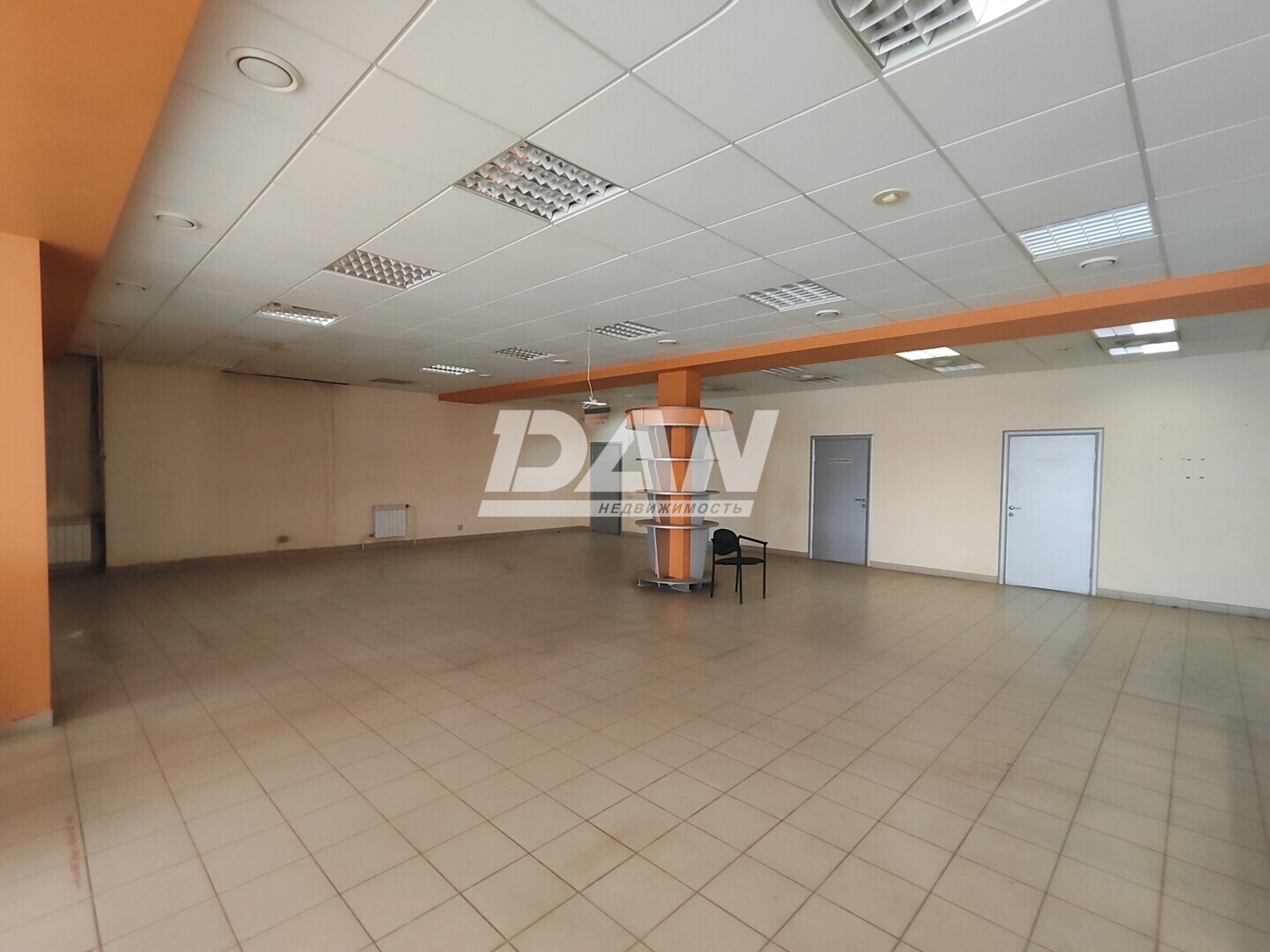 Помещение свободного назначения 339 м²