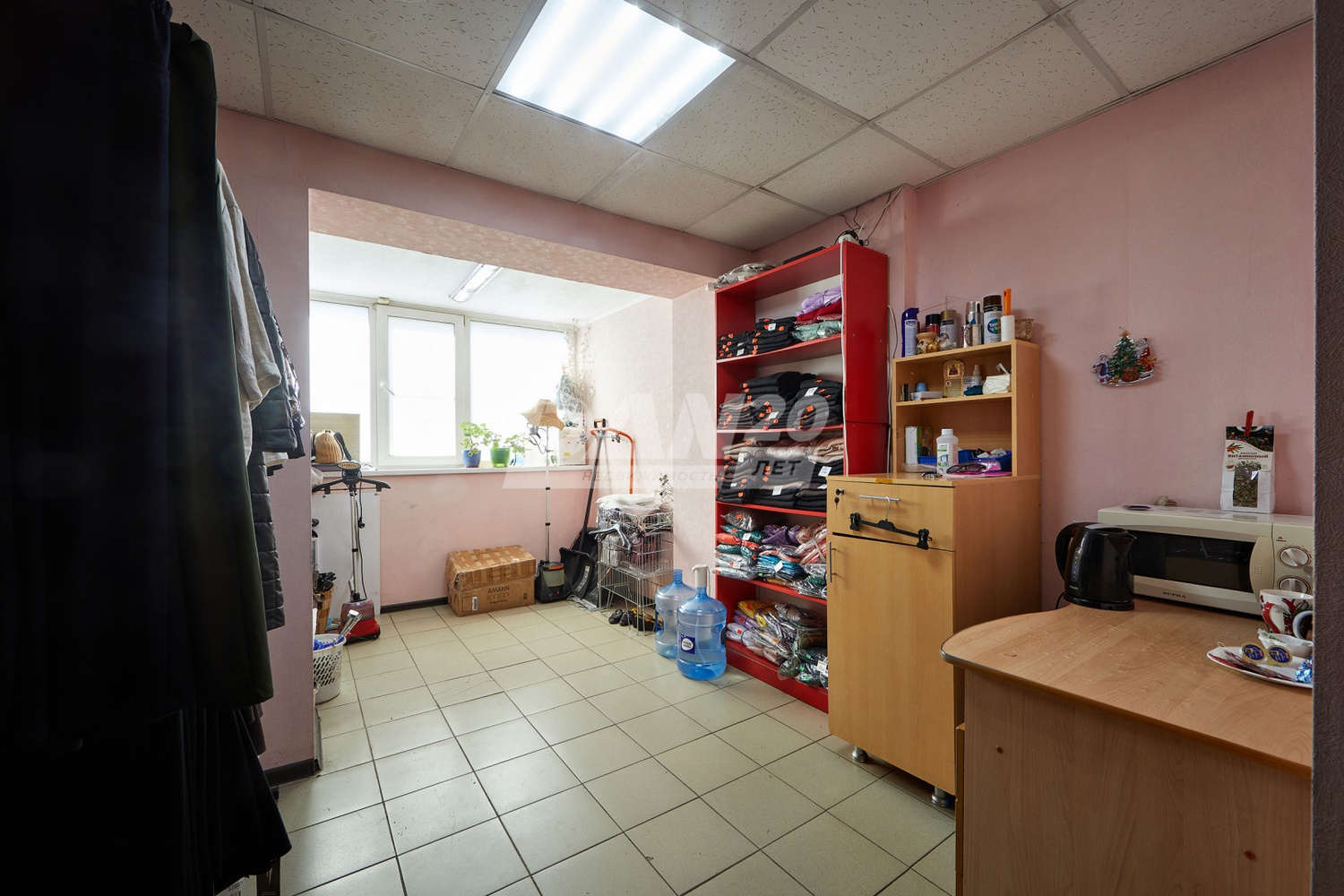 Торговая площадь 72,7 м²