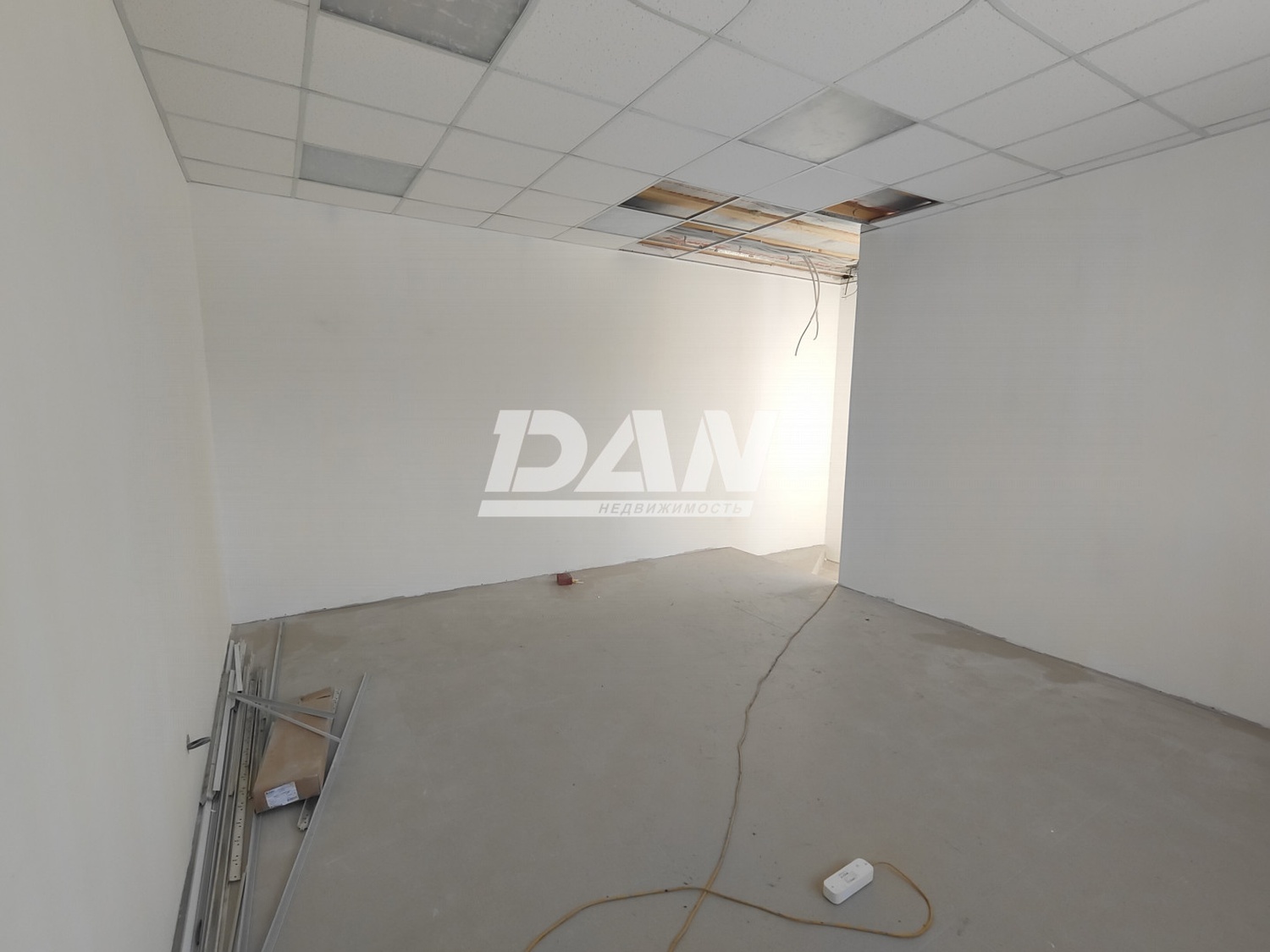 Помещение свободного назначения 268 м²