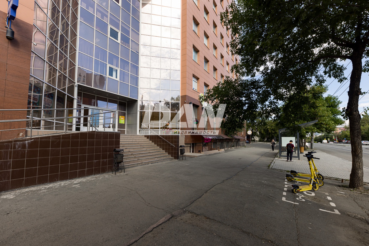 Офис 685,3 м²