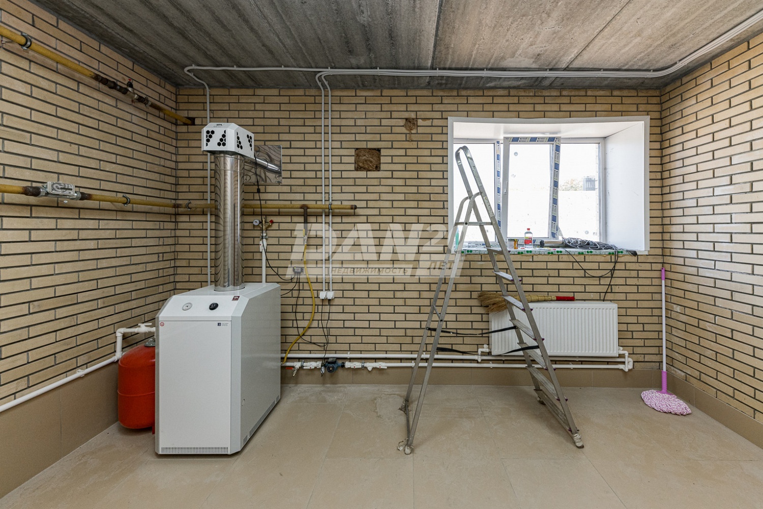 Торговое помещение 461 м²