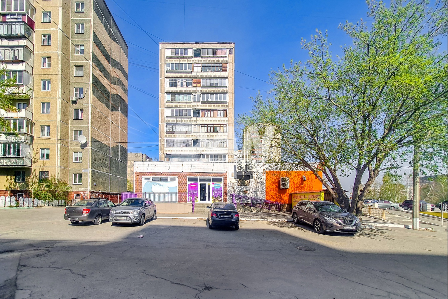 Торговая площадь 3431 м²