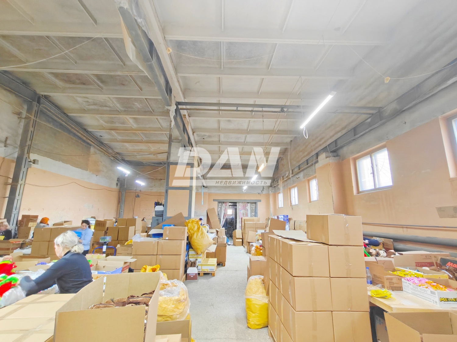 Производственное помещение 1630 м²