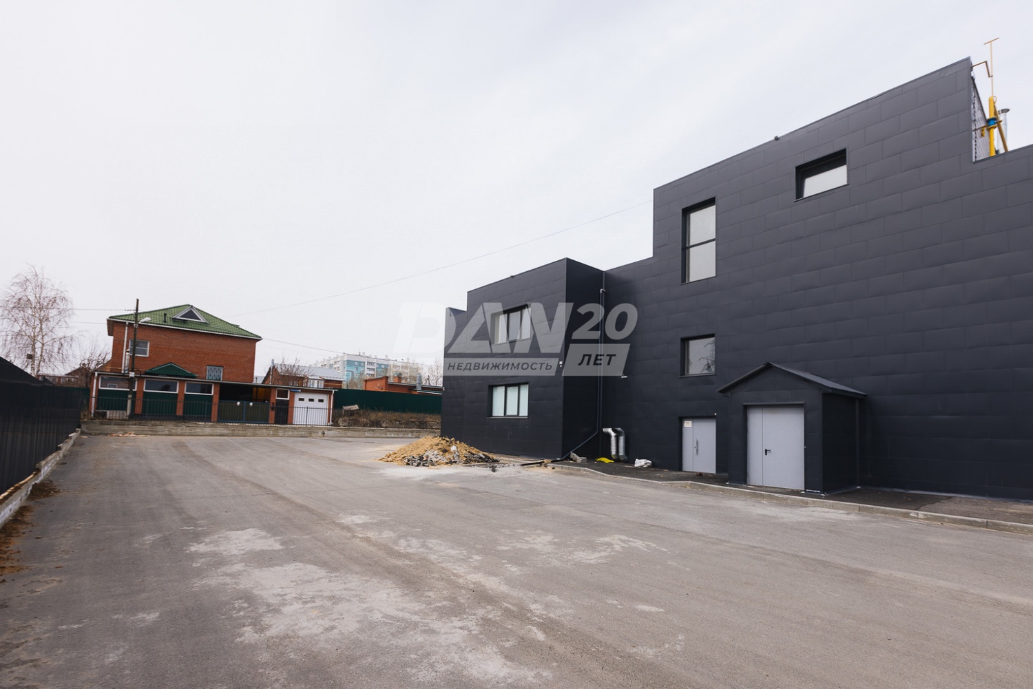 Помещение свободного назначения 287 м²