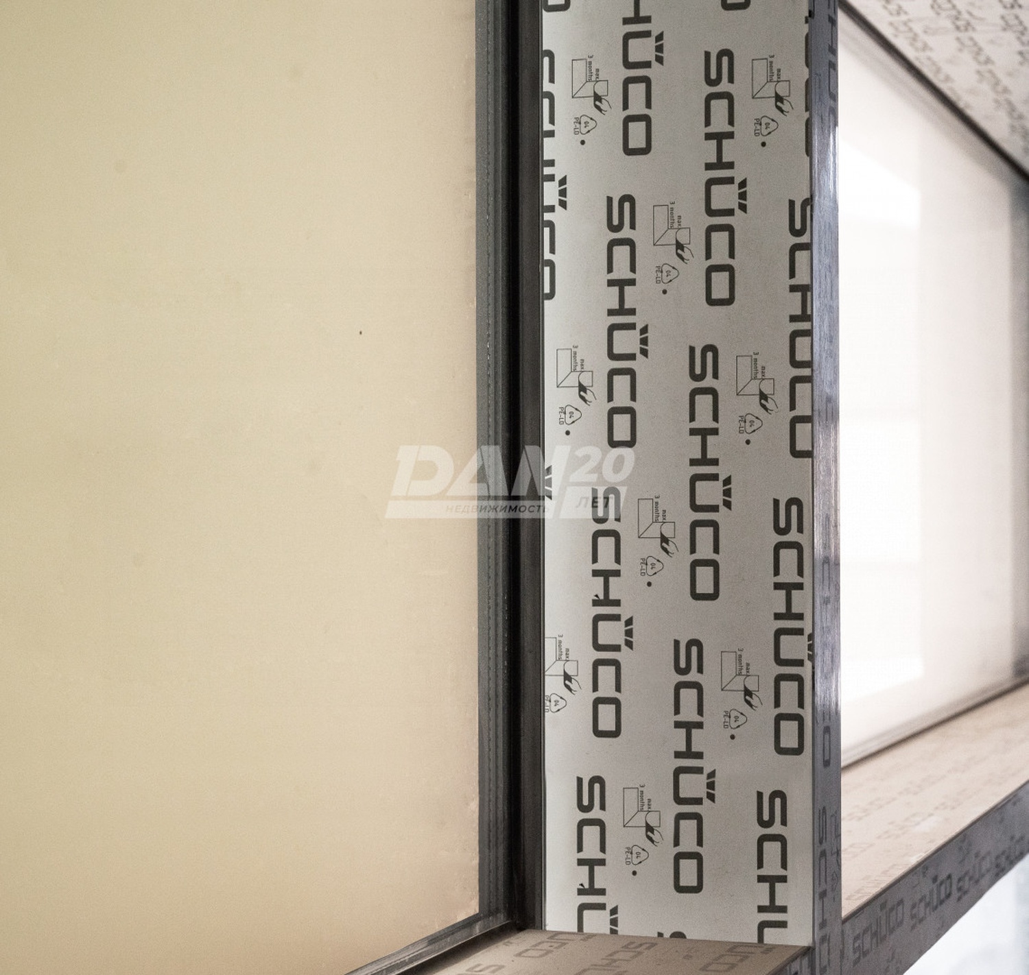 Торговая площадь 13515 м²