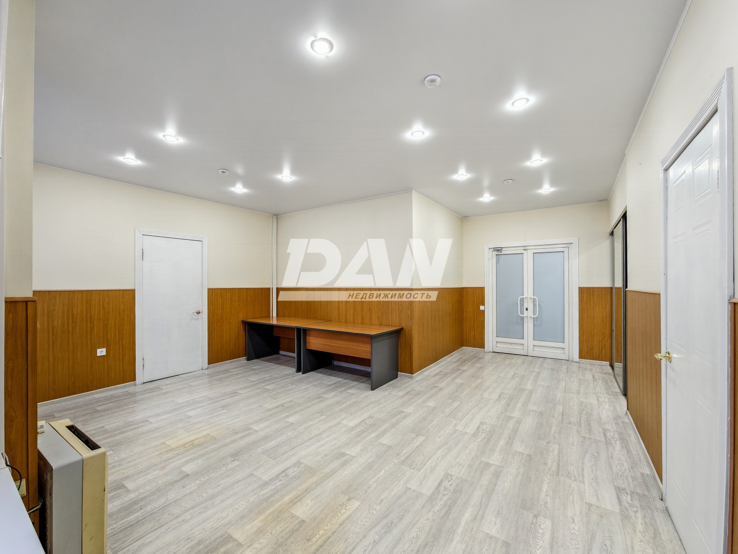 Офис 1050,9 м²