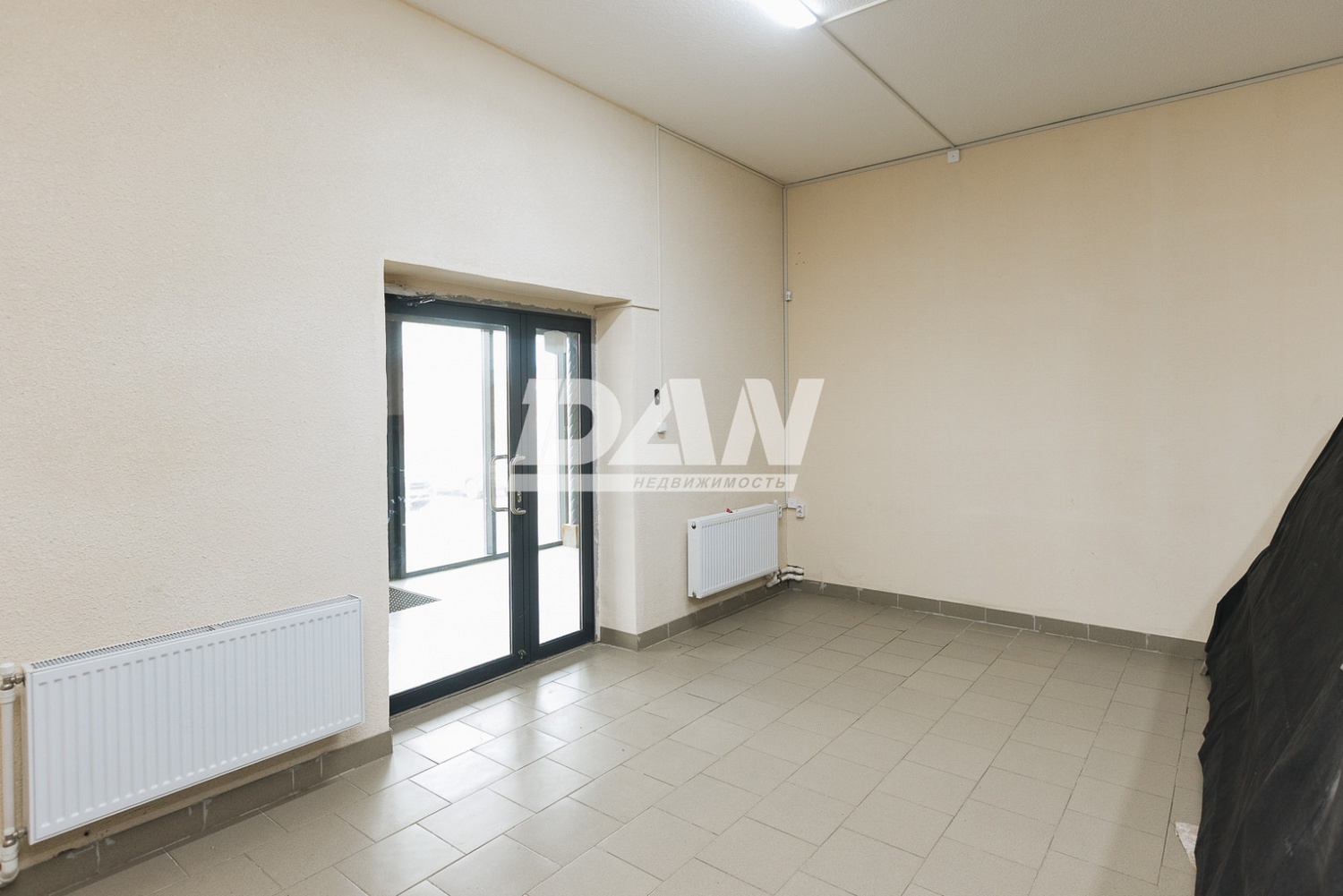 Помещение свободного назначения 287 м²