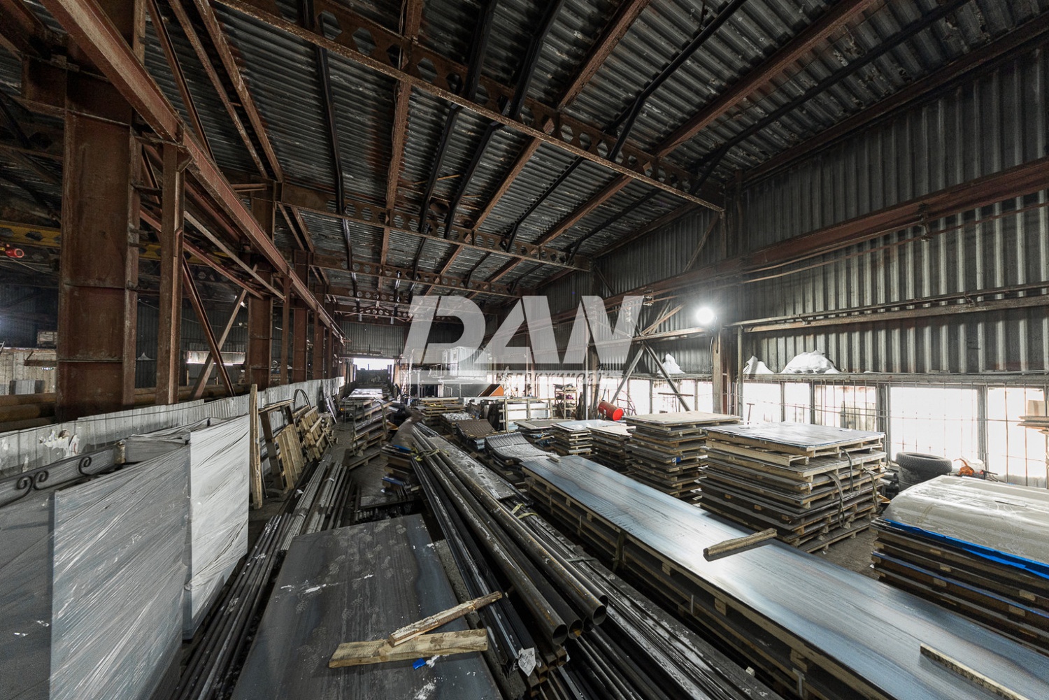 Производственное помещение 6500 м²