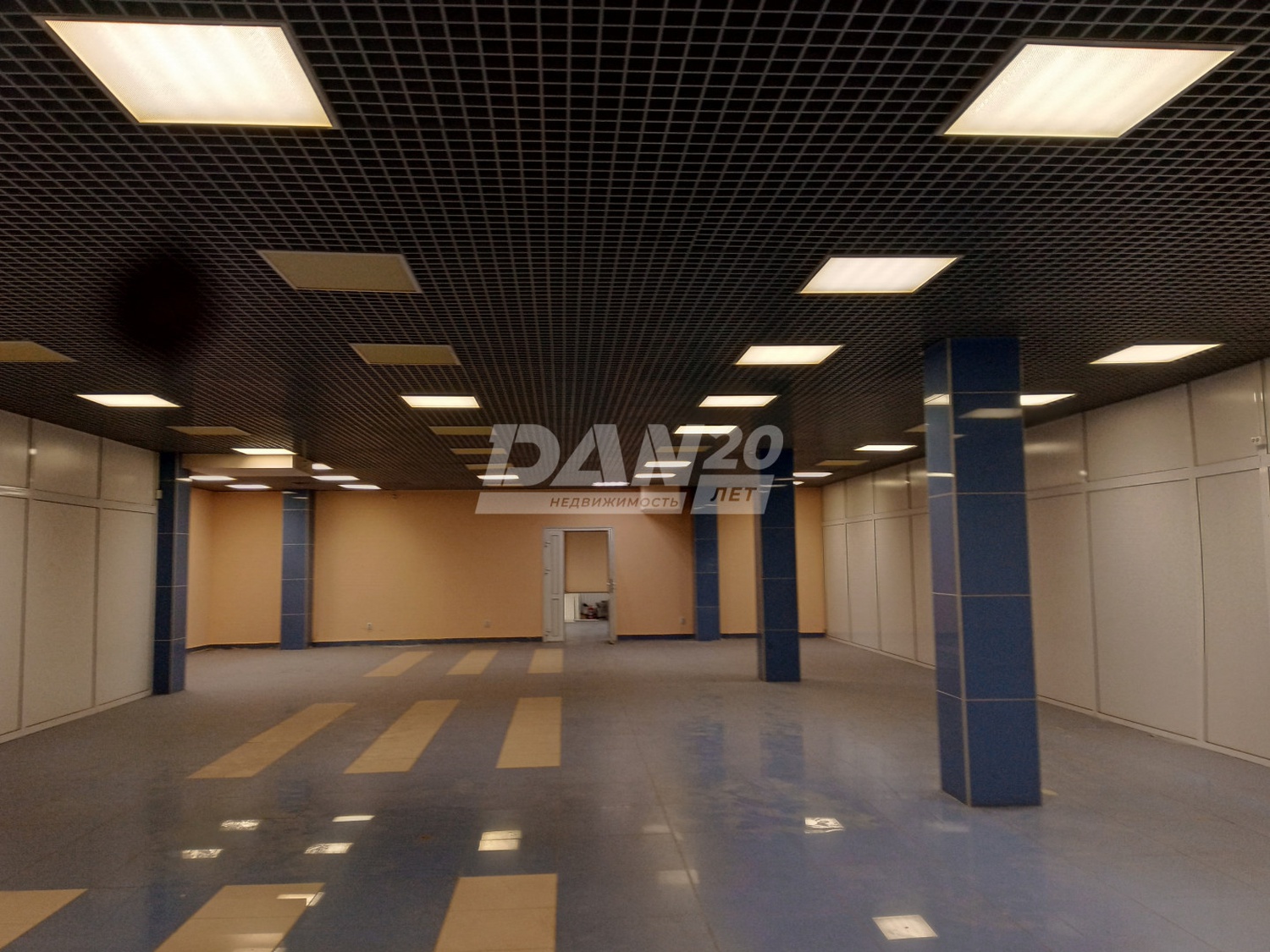 Помещение свободного назначения 290 м²
