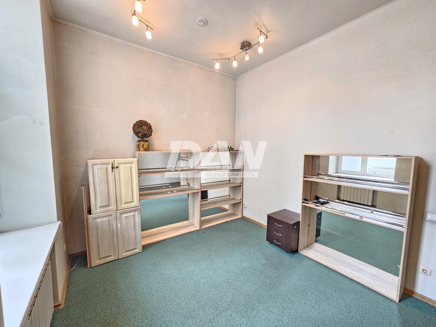 Помещение свободного назначения 650 м²