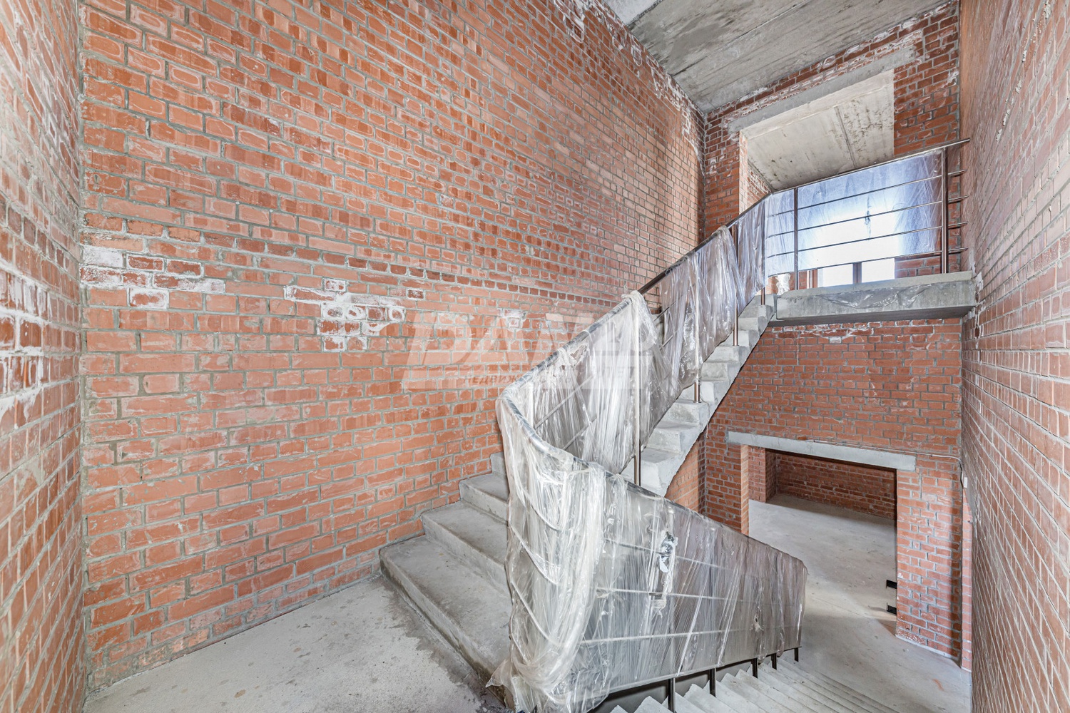 Торговая площадь 599,7 м²