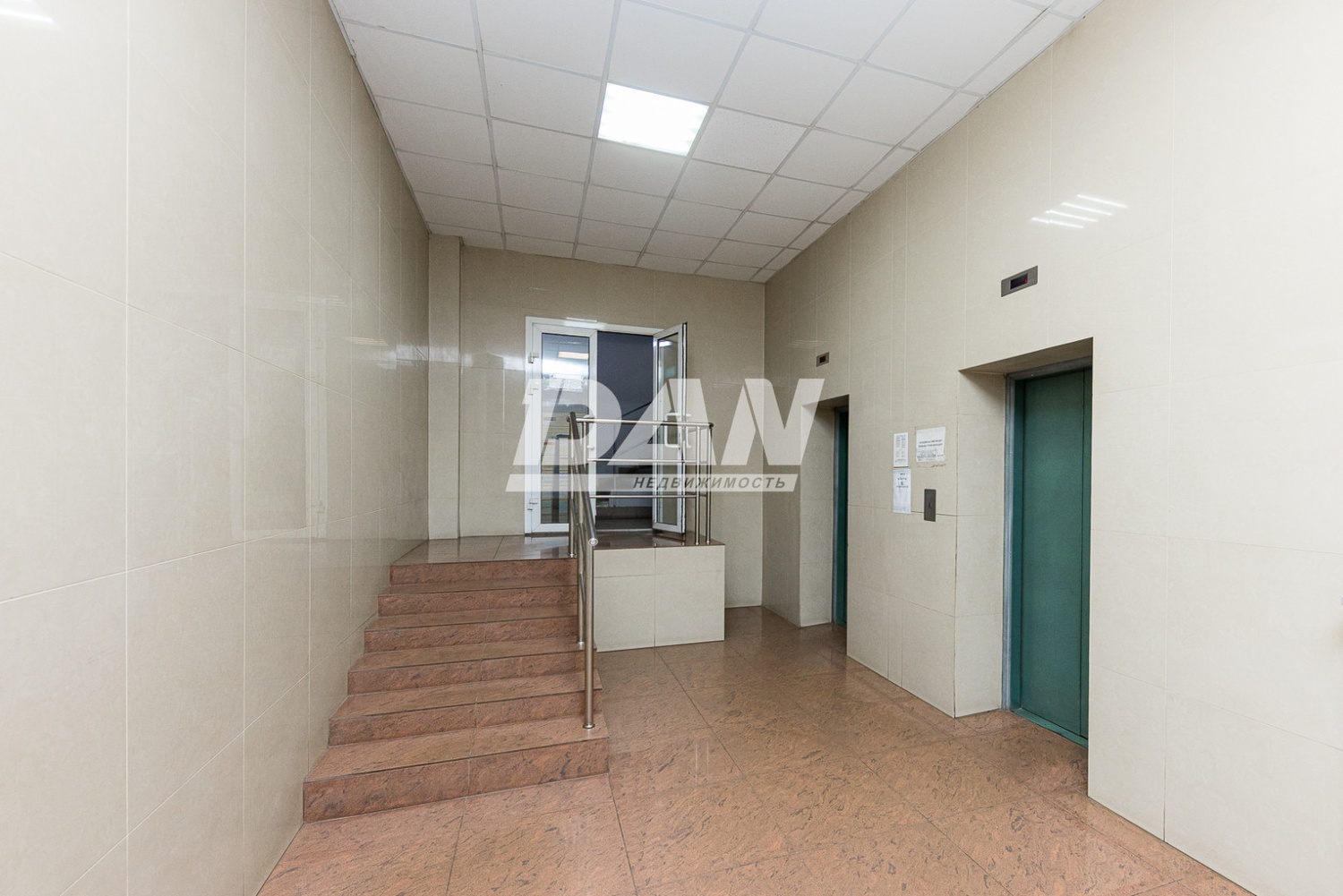 Офис 685,3 м²