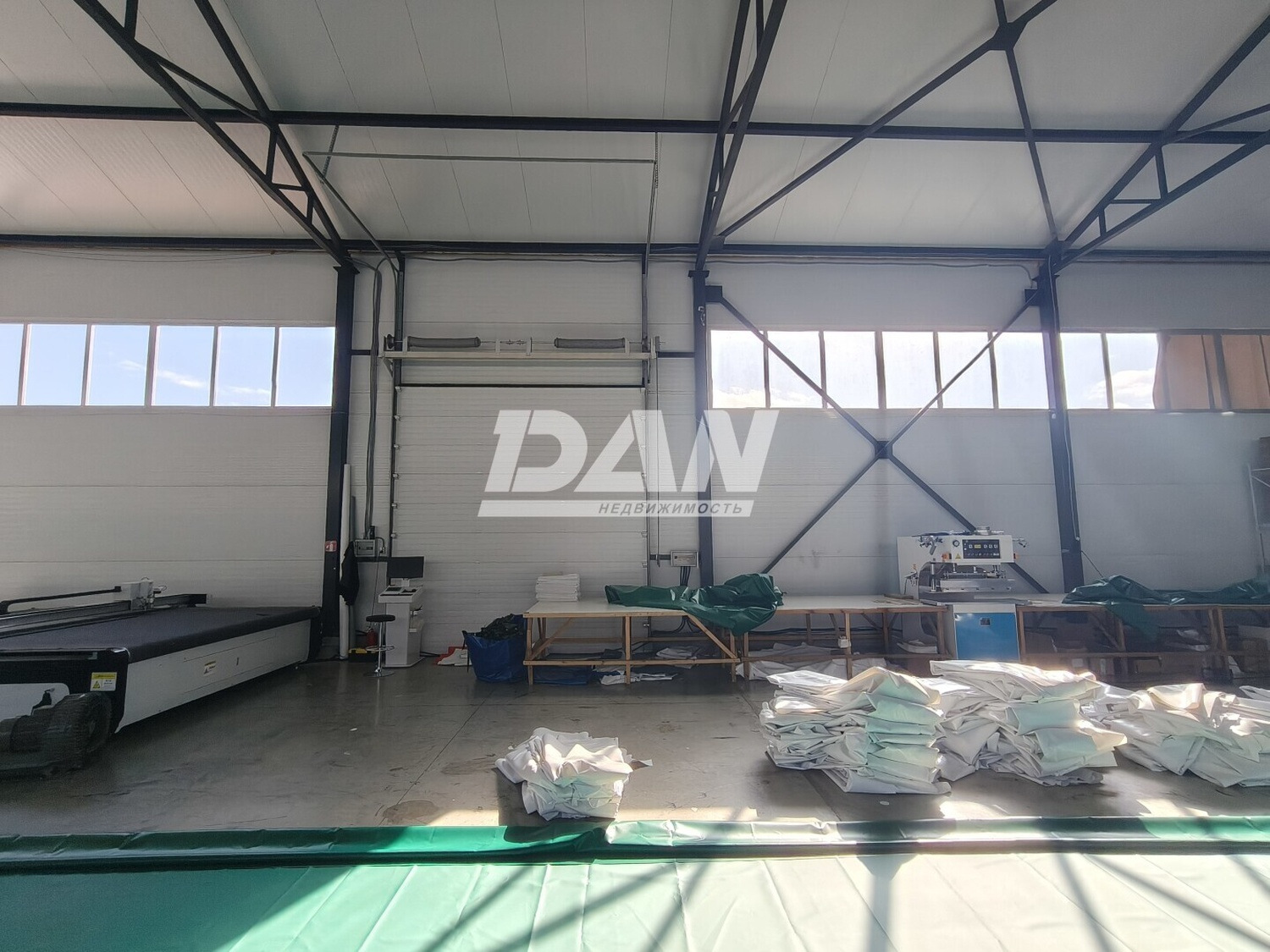 Склад 1283 м²