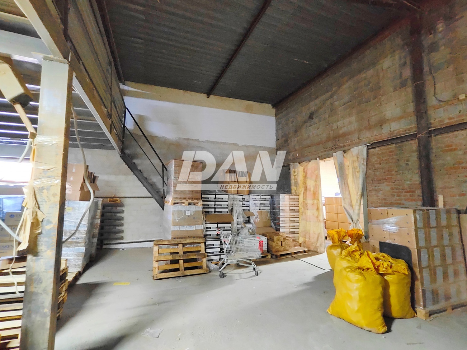 Производственное помещение 1630 м²