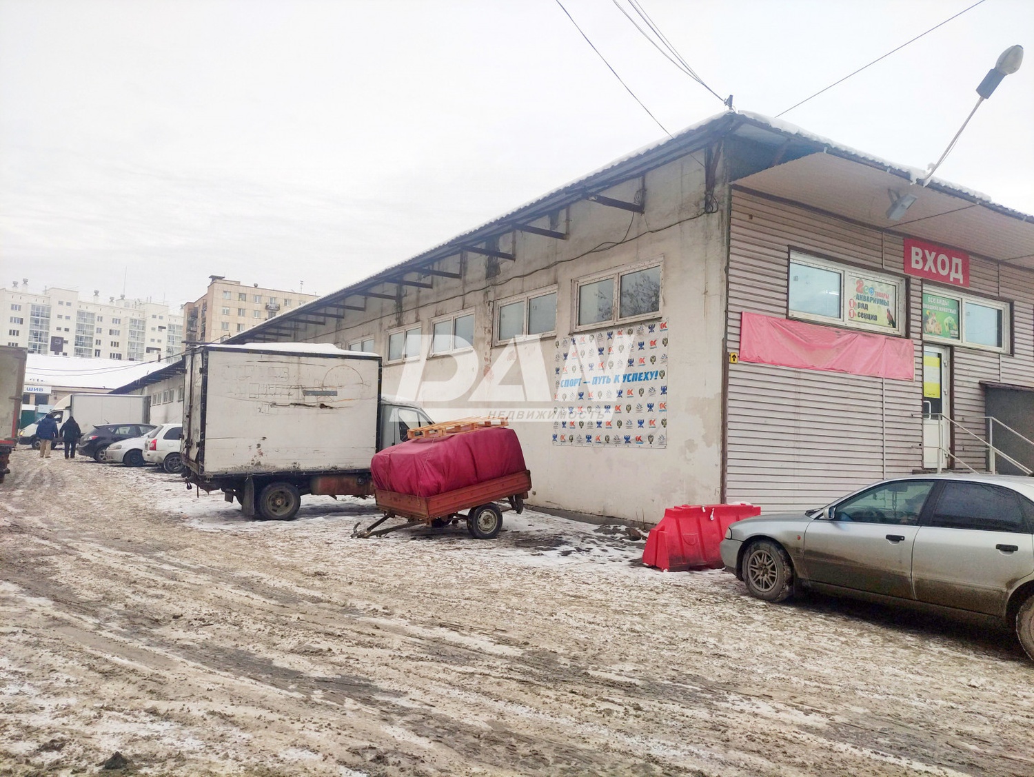 Торговое помещение 145 м²