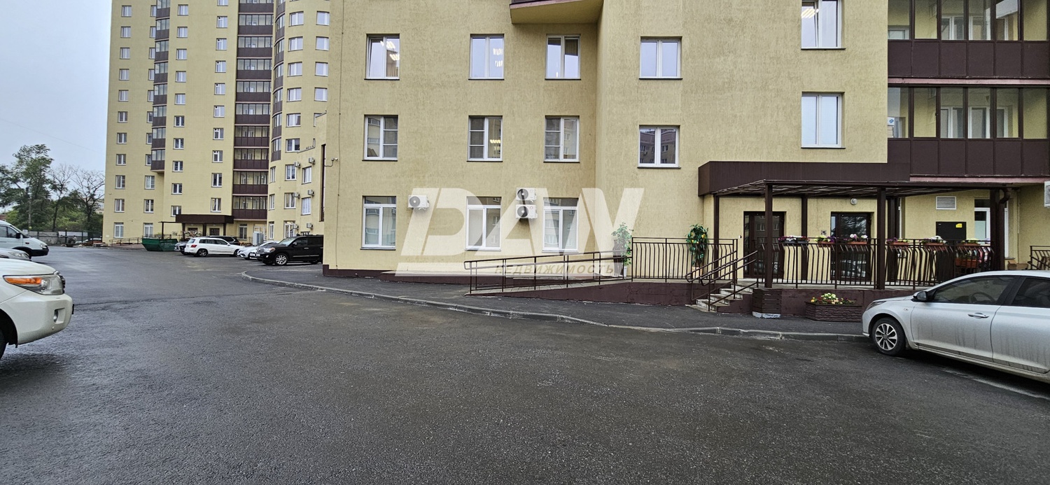 Торговая площадь 96 м²