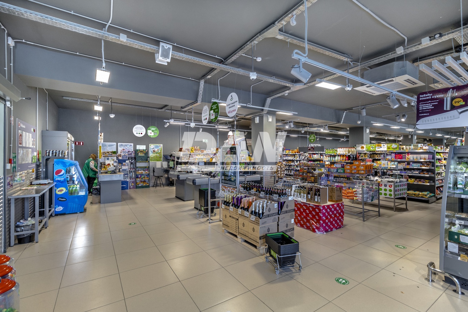 Торговая площадь 3431 м²