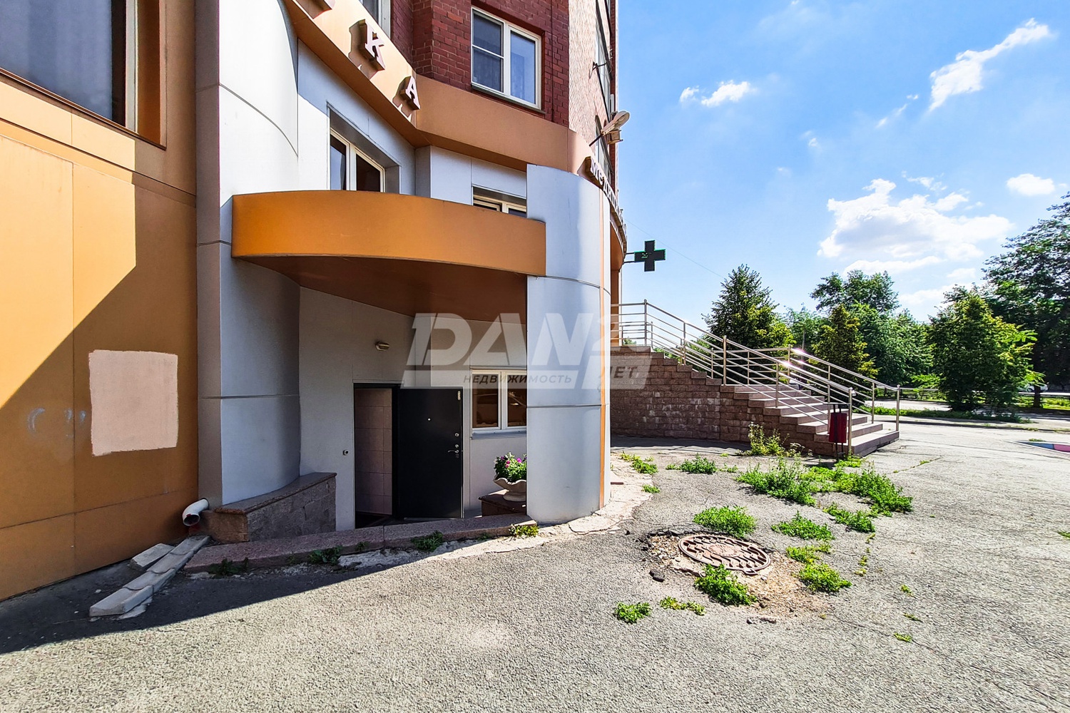 Торговое помещение 160 м²