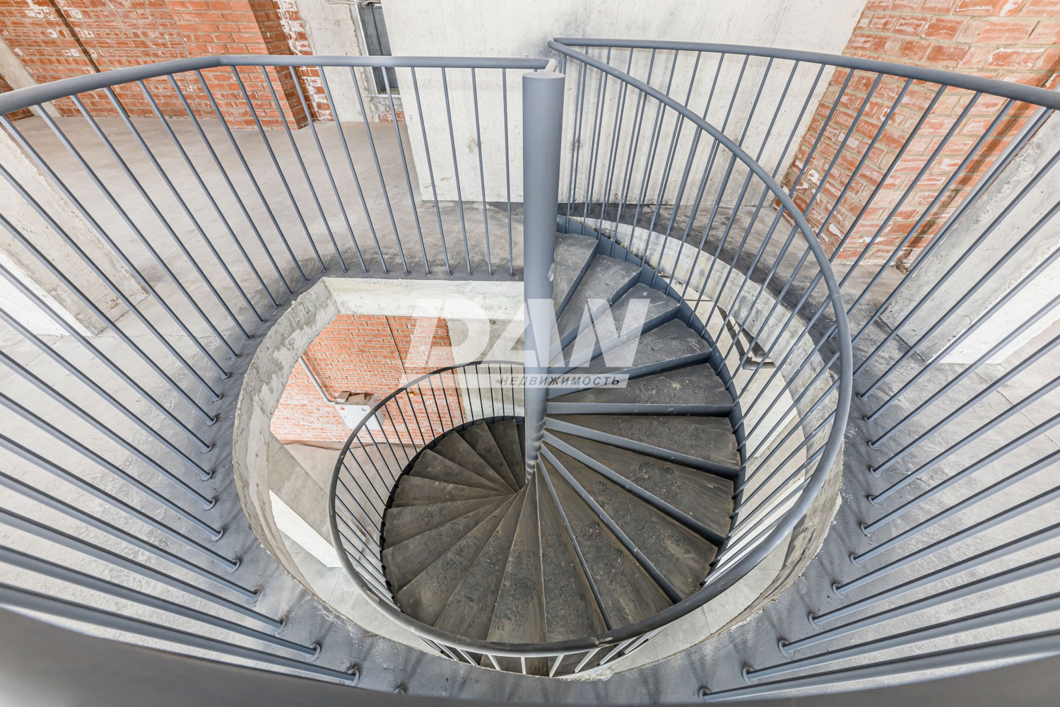 Торговая площадь 459,6 м²