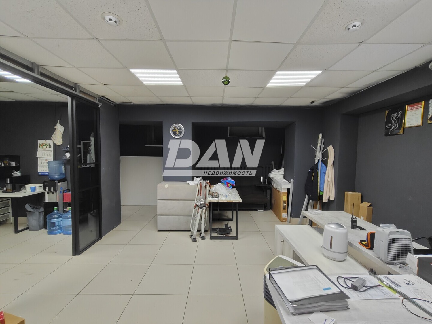 Помещение свободного назначения 295 м²