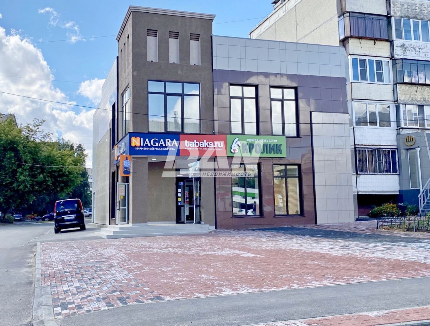 Торговая площадь 344,9 м²