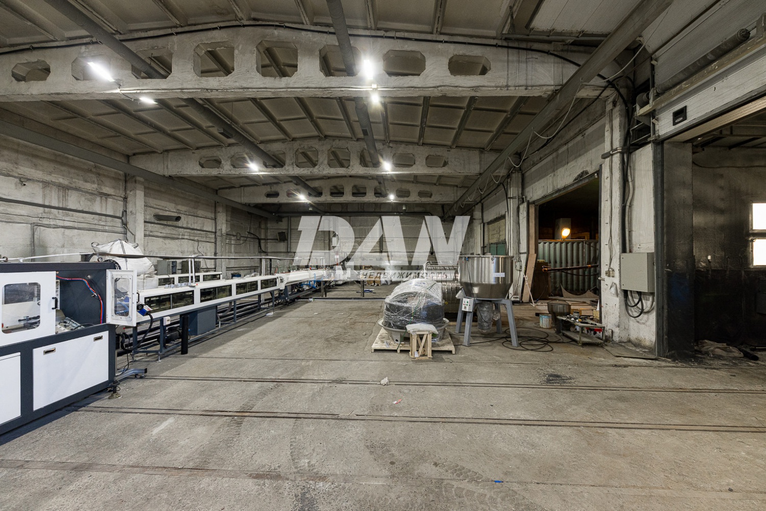 Производственное помещение 1200 м²