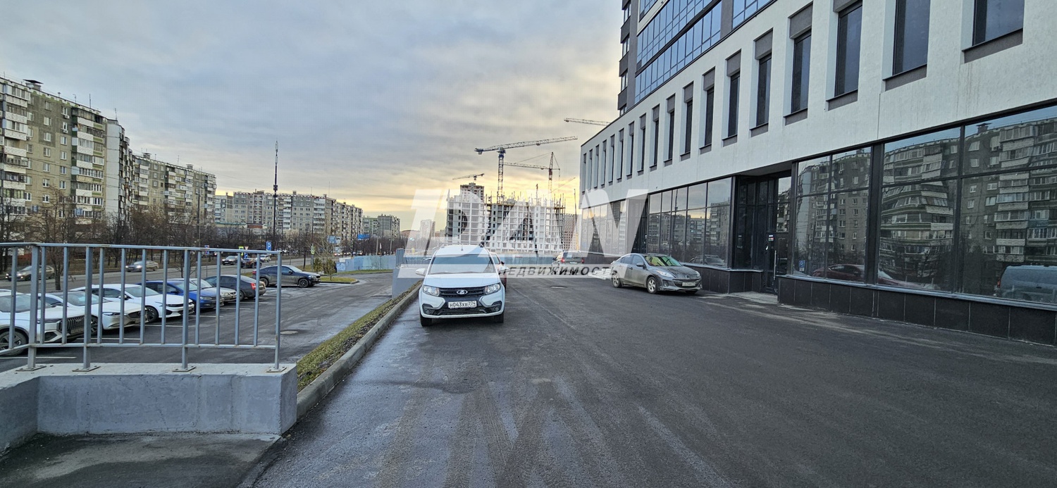 Торговое помещение 123 м²