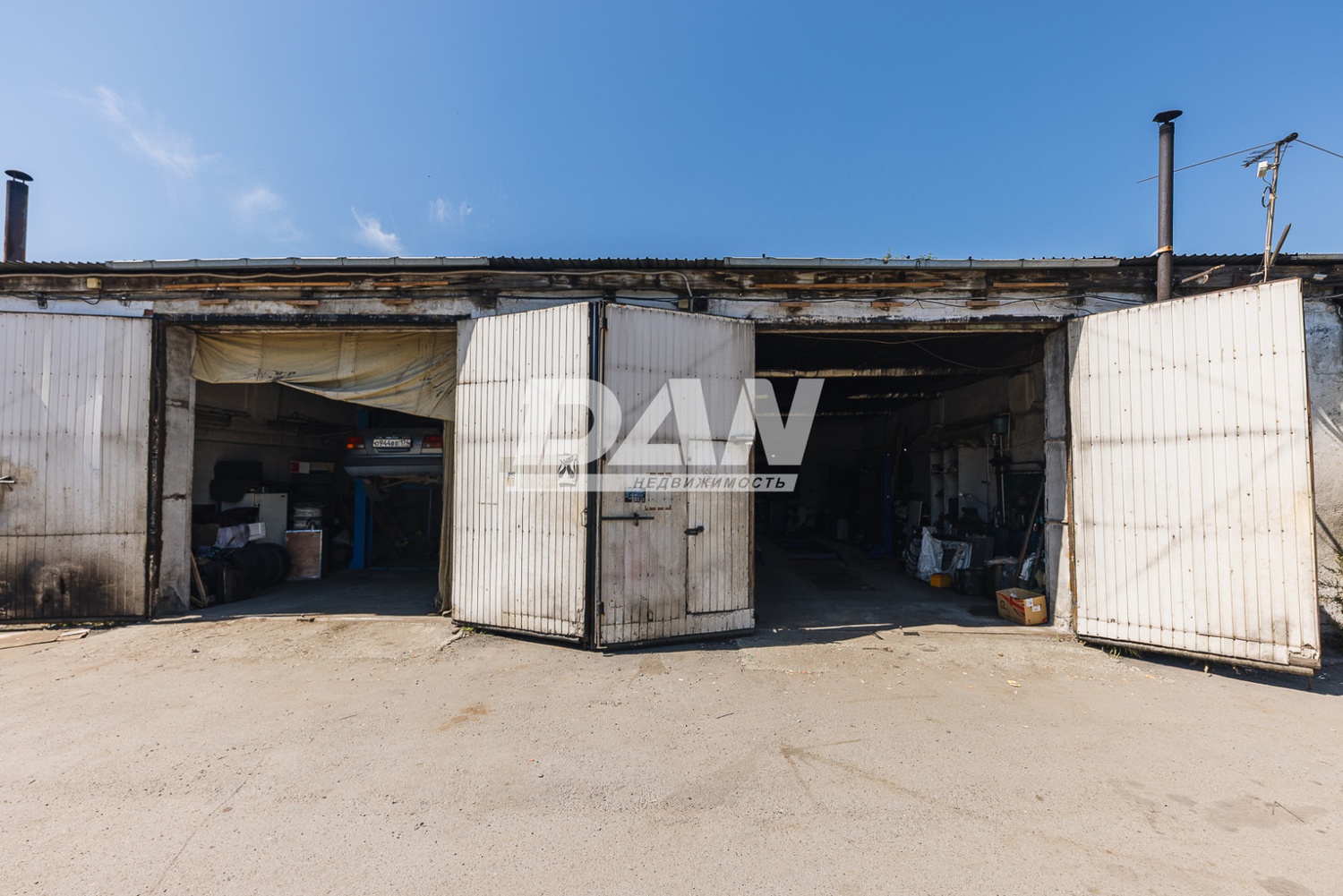 Торговая площадь 944,8 м²