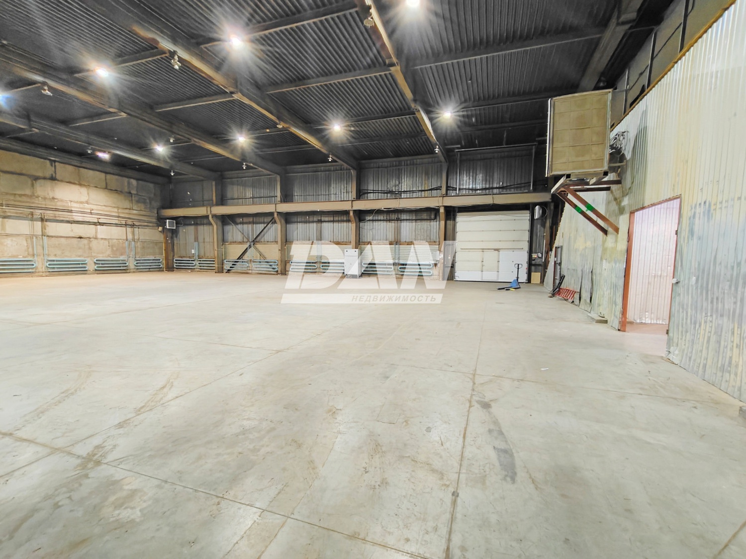 Производственное помещение 1179 м²